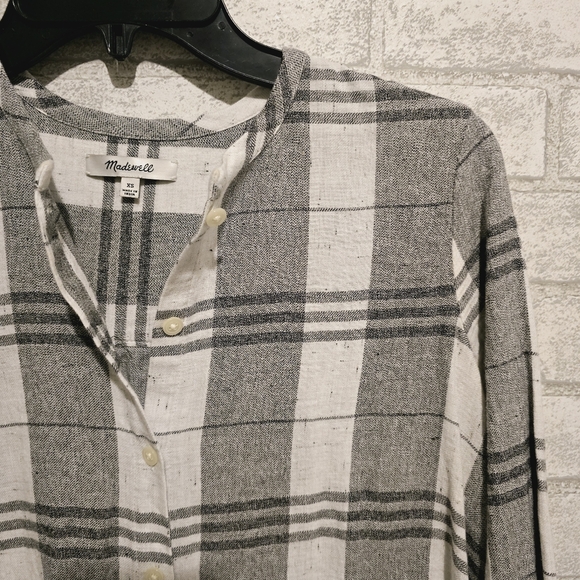 Madewell Plaid Button Down - Picture 2 of 8